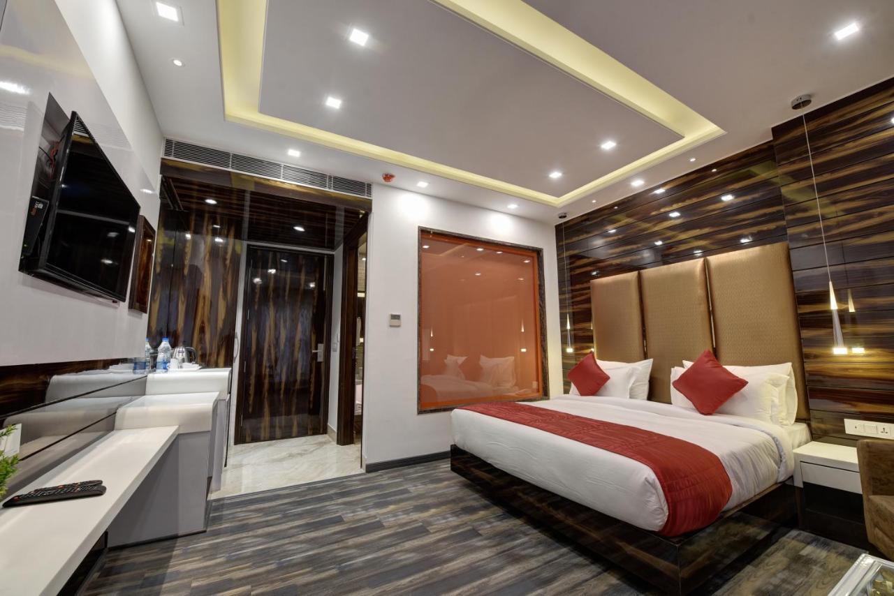 Golden Tree Hotel Noida Luaran gambar