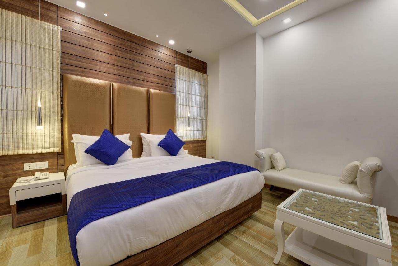 Golden Tree Hotel Noida Luaran gambar