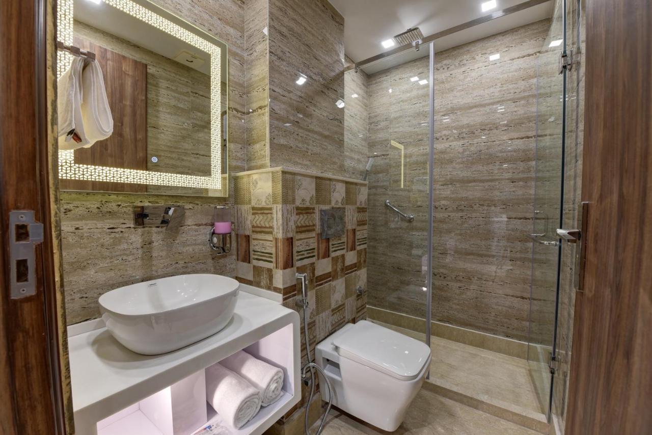 Golden Tree Hotel Noida Luaran gambar