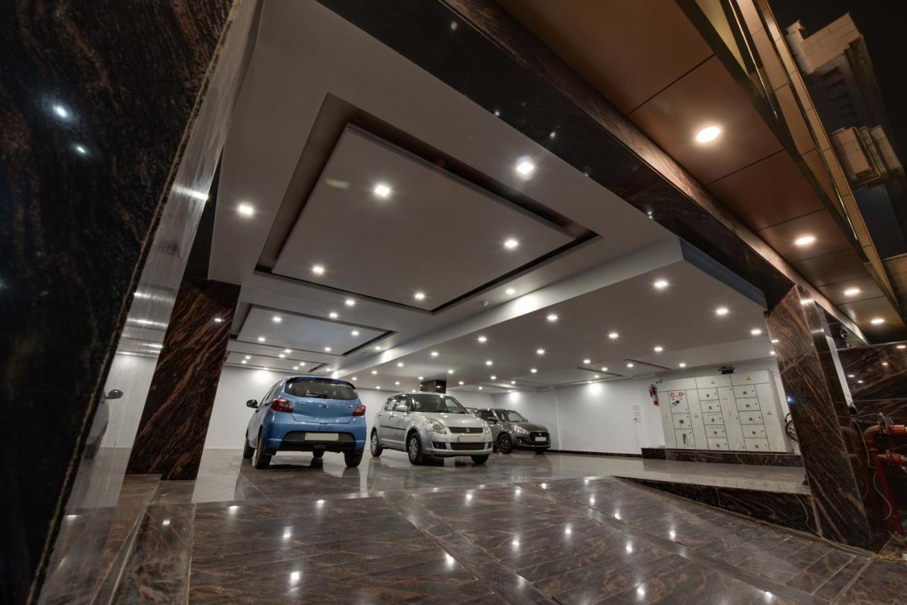 Golden Tree Hotel Noida Luaran gambar