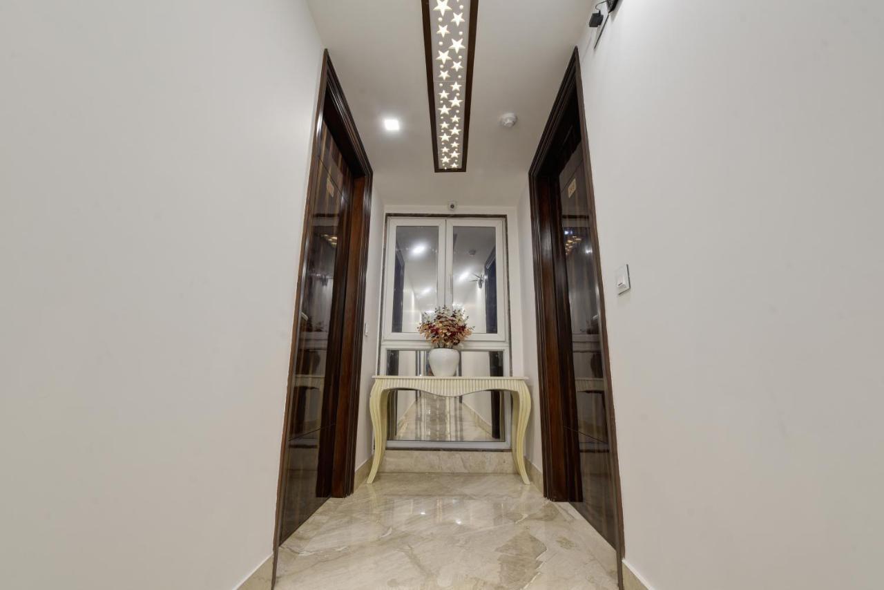 Golden Tree Hotel Noida Luaran gambar