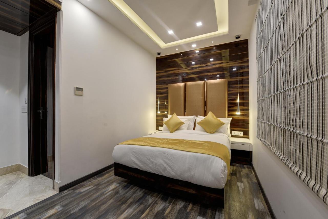 Golden Tree Hotel Noida Luaran gambar